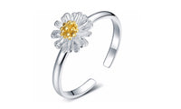 Silver Plated Daisy Flower Shape Ring (Adjustable)