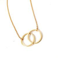 New Stylish Double Circles Interlocking Circles Pendant Necklace - sparklingselections