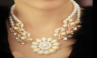 Flower Shape Simulated Pearl Pendant Necklace for Women