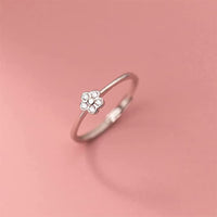 Fashion Elegant Original  Silver Dazzling Adjustabel Daisy Flower Ring for Women