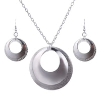 New Stylish Silver Plated Round Pendant Jewelry Set - sparklingselections