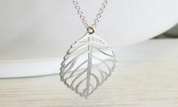 Simple Silver Plated Metal Forest Leaf Pendant Short Necklace - sparklingselections