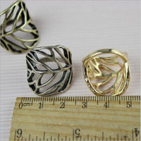 Retro Pierced Leaves Rings For Women (R-38)