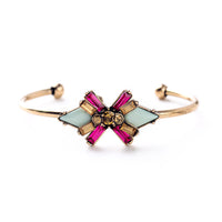 Euro-Pop Fashion Flowers Exquisite Dazzle Cuff Bracelet for Women