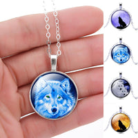 Vintage Wolf Picture Glass Cabochon  Pendant Necklace - sparklingselections