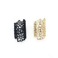 Atmospheric Hollow Lace Metal Ring for Women (JZ120 )