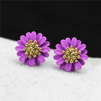 New Daisy Flower Stud Earrings Simple Metal  Women Fashion Gold Plated Stud Earrings Jewelry